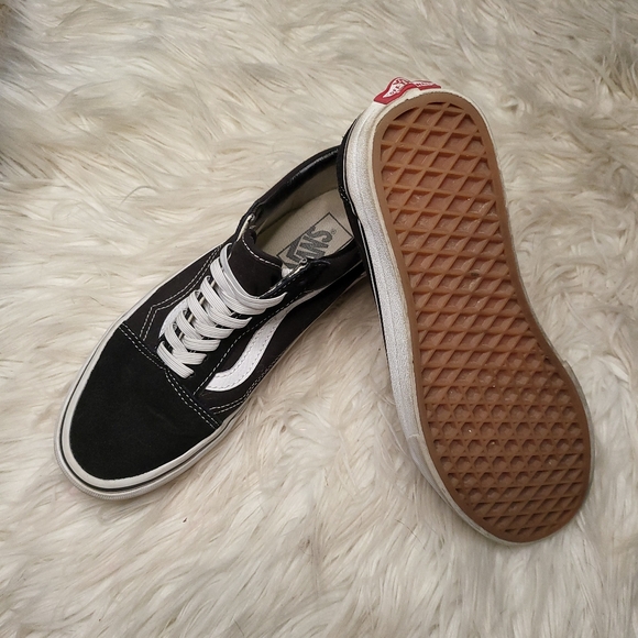 Black and White Vans - Picture 4 of 4